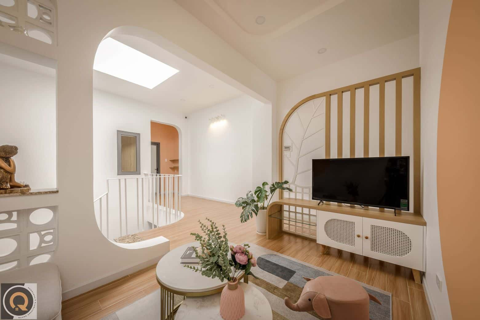 alt text: Hình ảnh thiết kế lối đi trong nhà