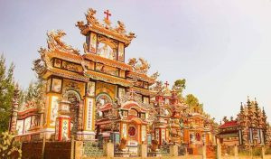 Kiến trúc lăng mộ tại Huế