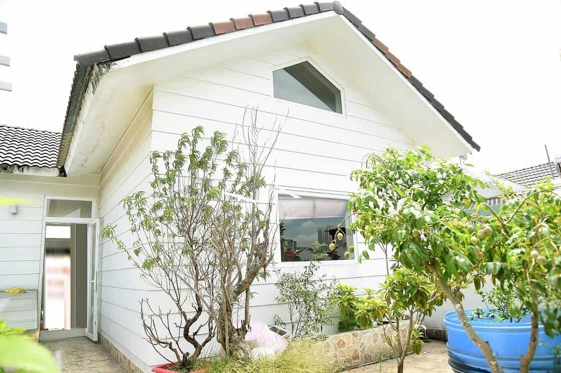 Ngôi nhà Quyền Linh và gia đình ở đẹp không?