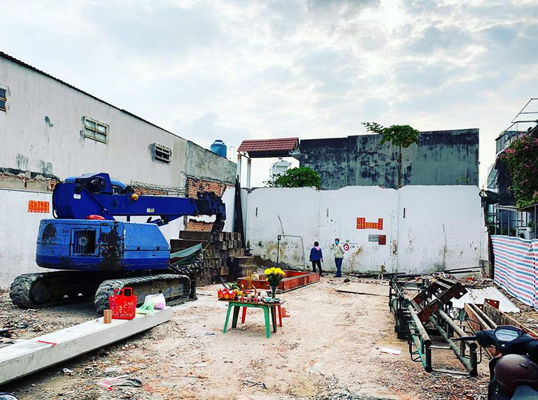 Người đọc văn khấn