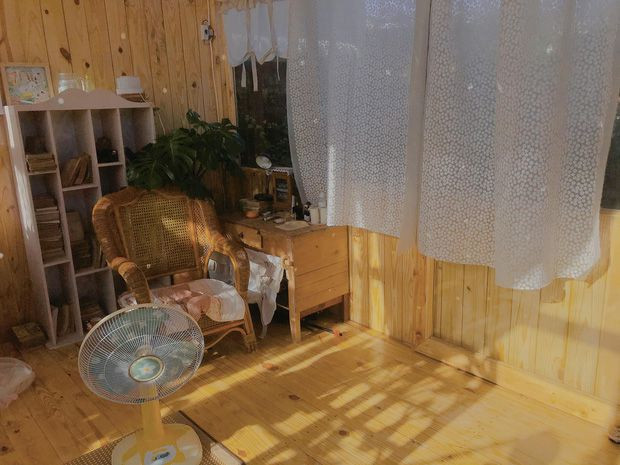 Phần không gian trống để sinh hoạt và nghỉ ngơi vẫn rộng rãi và vô cũng thoải mái