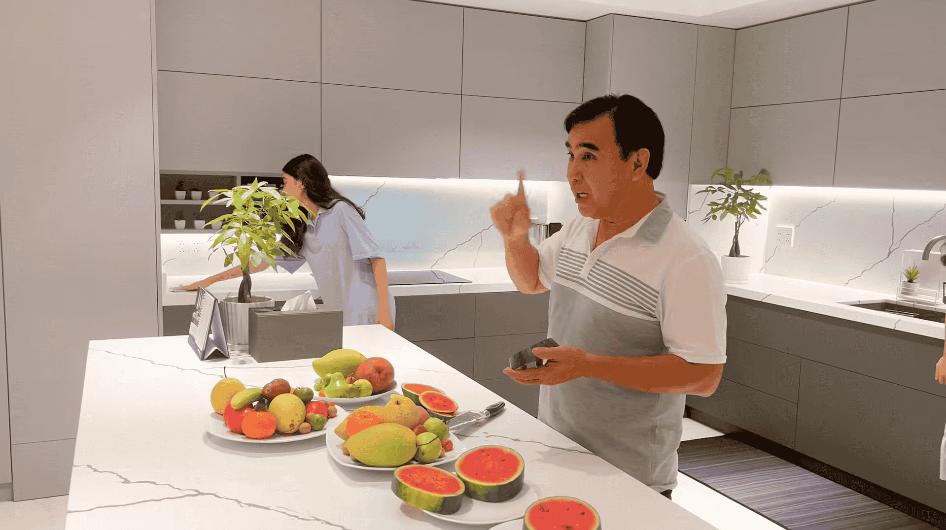 Phòng bếp nhà Quyền Linh đã cải tạo