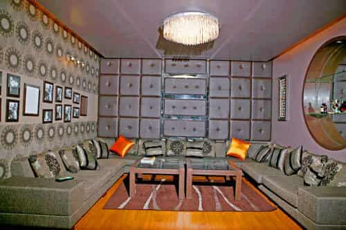 Phòng giải trí của gia đình Quyền Linh