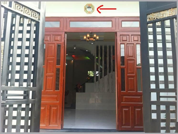 Treo gương bát quái cầu lồi